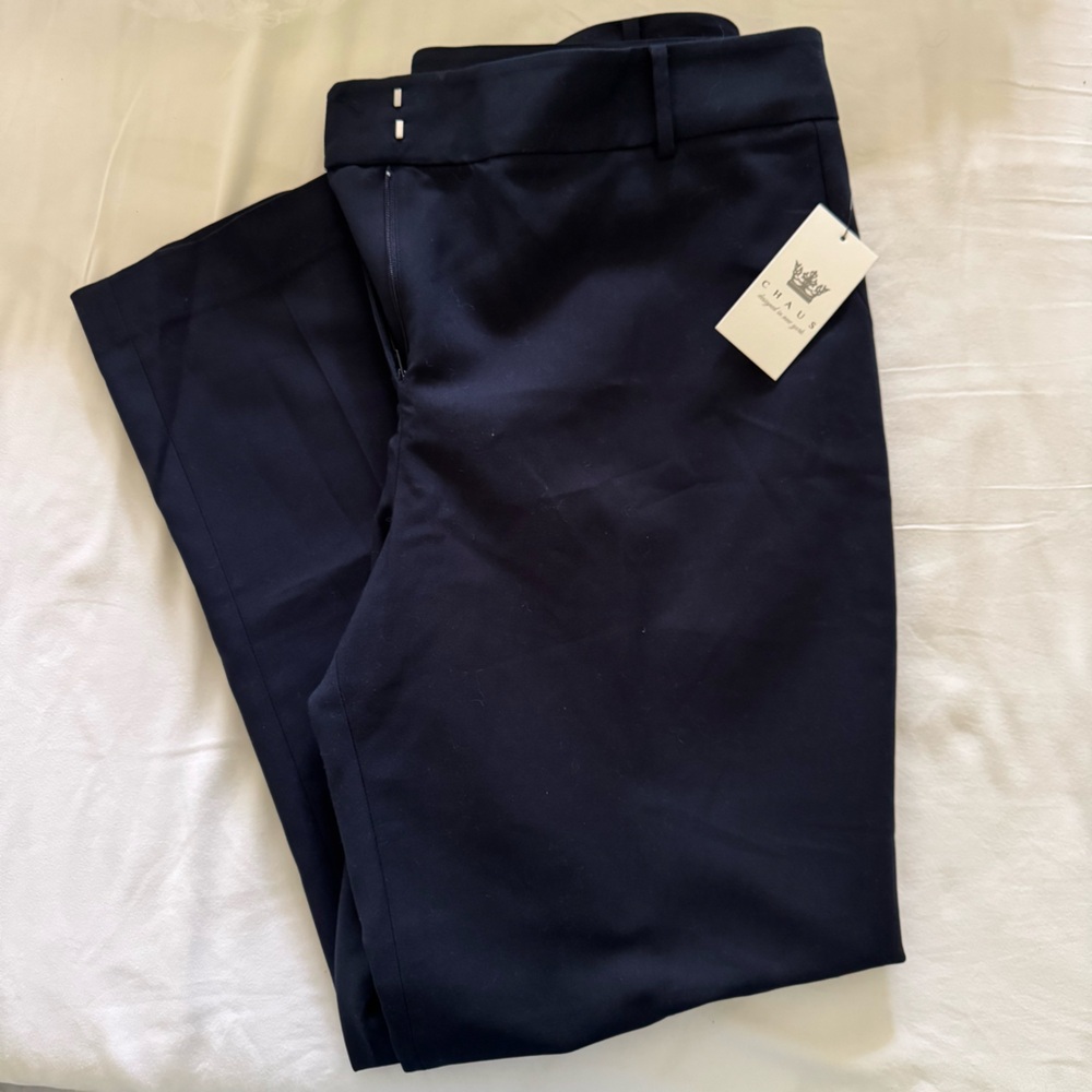 Chaus *NWT* Women’s Classic Navy Dress Pants Size 16 Business Wear
